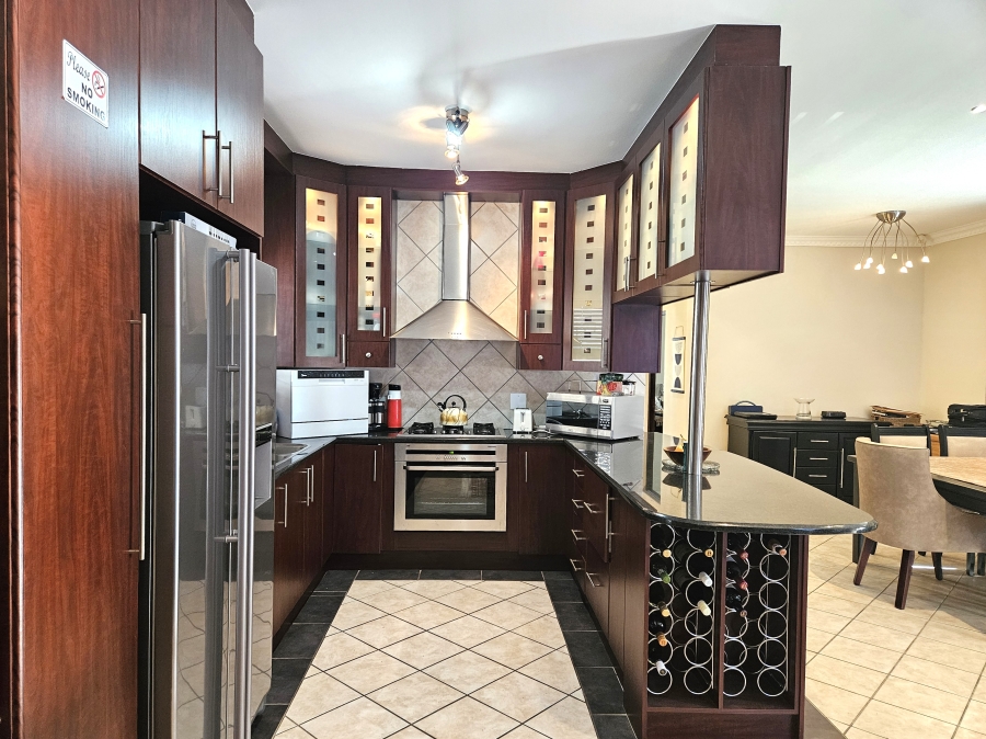 3 Bedroom Property for Sale in Jeffreys Bay Central Eastern Cape